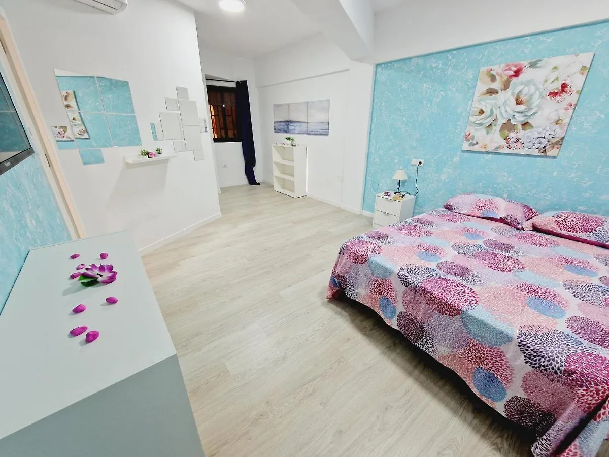 301, Apartamento 2 Bedrooms, Near Playa De Las Americas & Free Wifi 0*, Playa de las Américas Spanien
